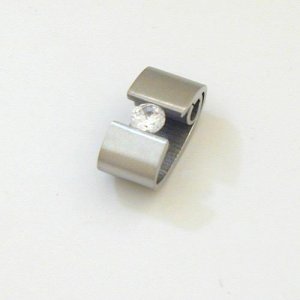 Edelstahlanhänger mit Zirkonia KSA22