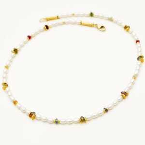 Suesswasserperlenkette mit Saphir SB13
