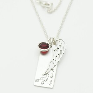 Sternzeichenkette mit Silberflügel, Swarovski Kristall und Lasergravur GONC52